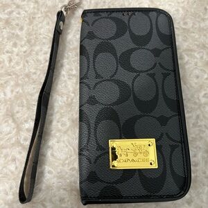 COACH iPhone 16 Plus Wallet Phone case